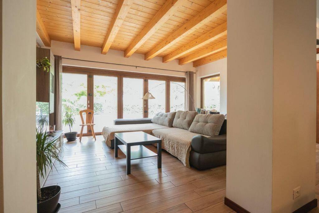 Lovely House In The Most Peacefull Place Of 그라도 외부 사진